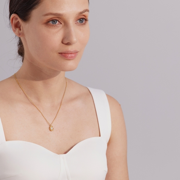 Charm Chic Pearl Drop Pendant Necklace - Picture 9 of 9